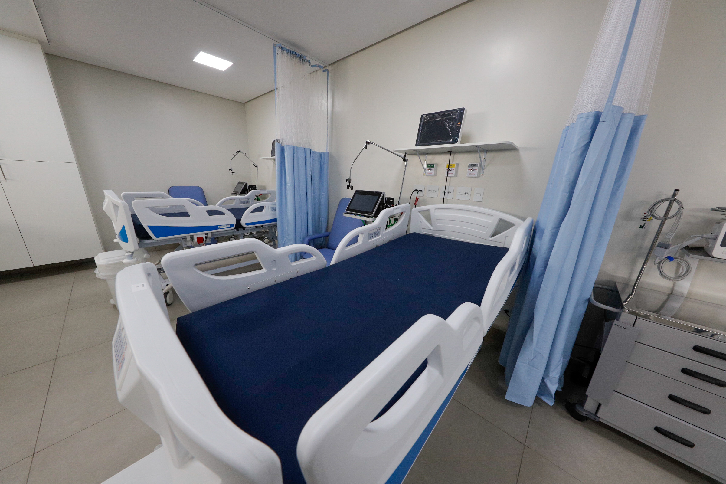 GOVERNADOR PARTICIPOU DAS INAUGURAÇÕES DO CTQ DA SANTA CASA DE PARAISO E DE COMPLEXO DE EDUCAÇÃO EM PARAÍSO E VISTORIOU OBRAS DA CIDADE DA SAÚDE E DO SABER, EM PASSOS / Foto: Reprodução