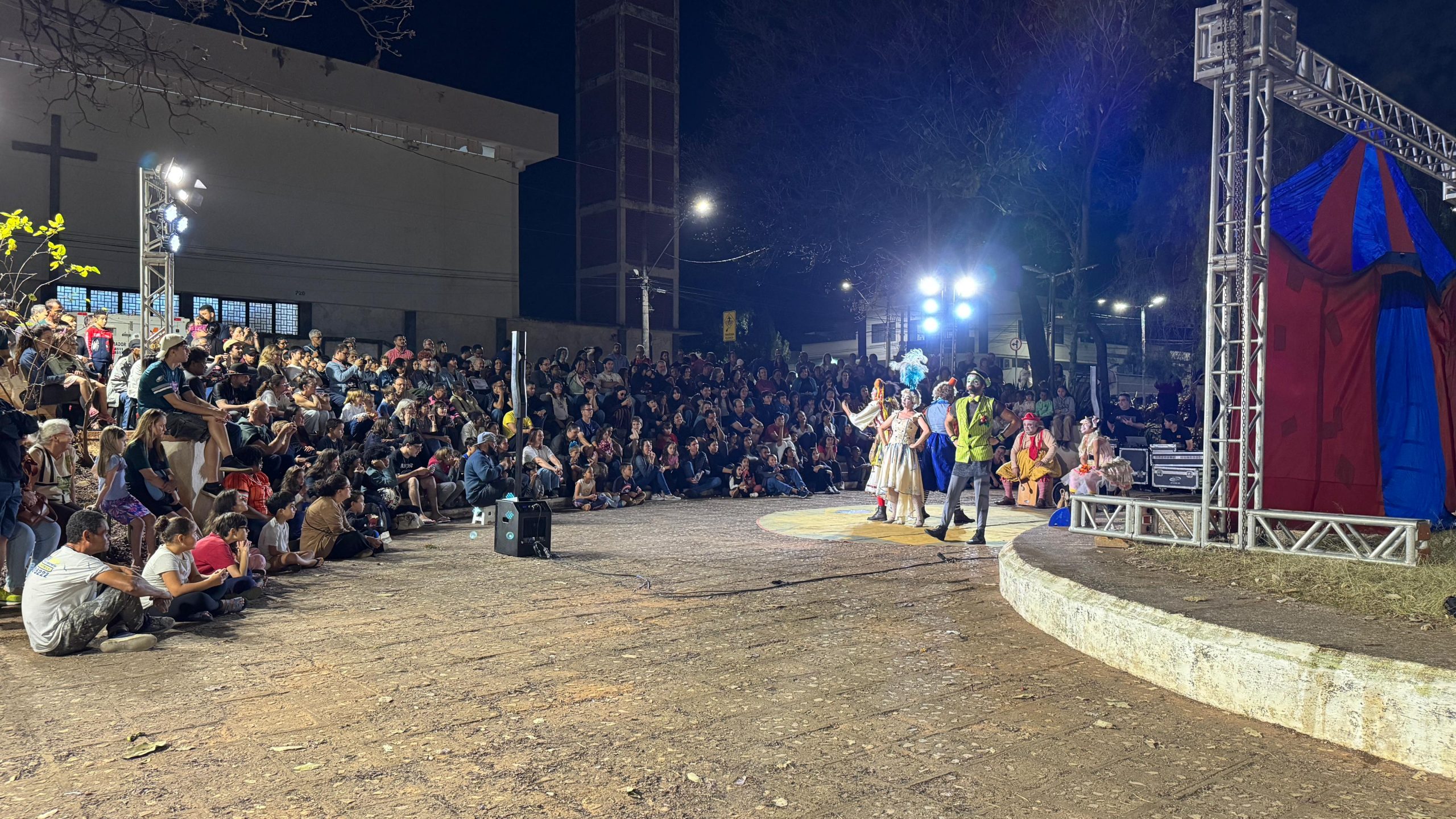 Encerramento do FNTP ocorre com cerimônia de premiação, que celebra os destaques da 9ª edição e reforça a dimensão coletiva do evento e seu propósito de colocar Passos na cena teatral brasileira / Foto: Divulgação/FNTP

